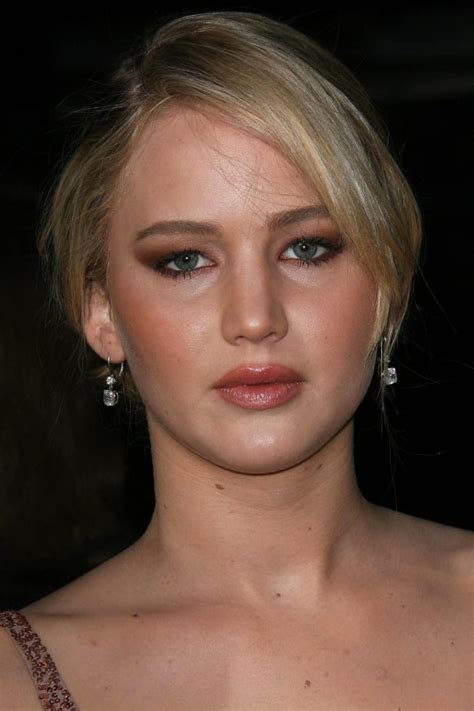 jennifer lawrence fuller face.